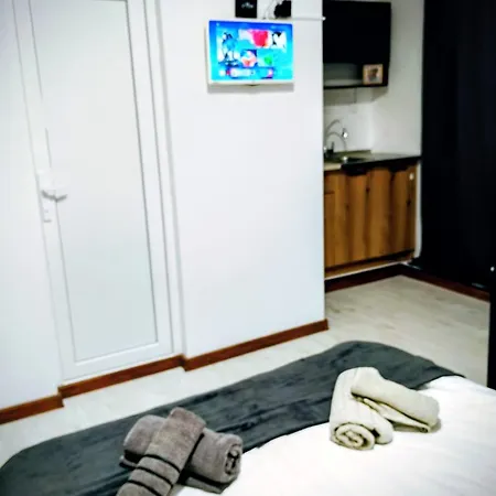 Guesthouse1 Karma369 Hostel *