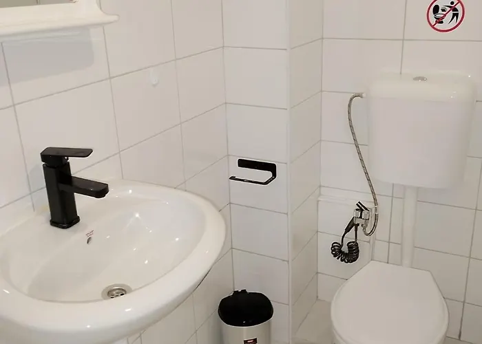 Guesthouse1 Karma369 旅馆