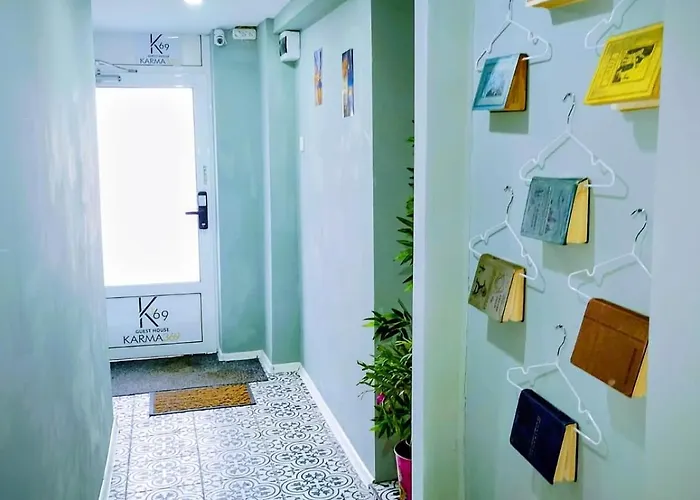 Guesthouse1 Karma369 *